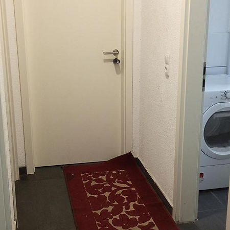 Gemuetliches Lisa Zimmer Mit Gemeinschaftskueche Heilbronn Zentrum Buitenkant foto