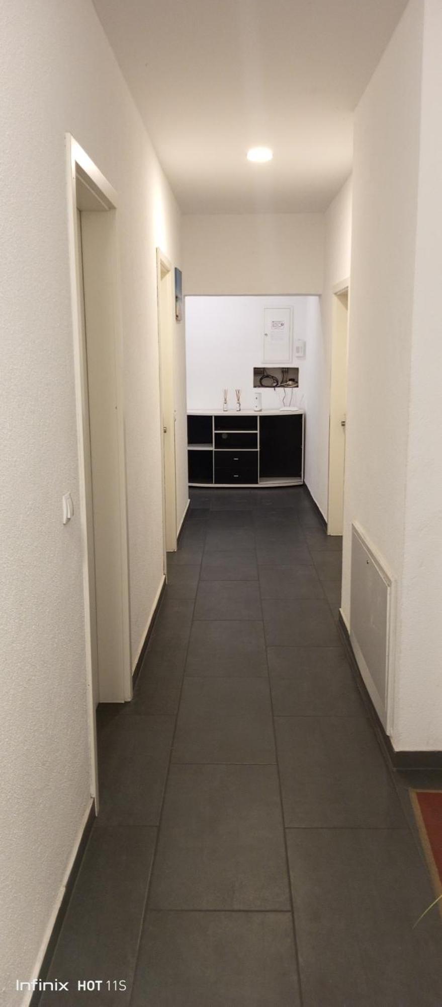 Gemuetliches Lisa Zimmer Mit Gemeinschaftskueche Heilbronn Zentrum Buitenkant foto